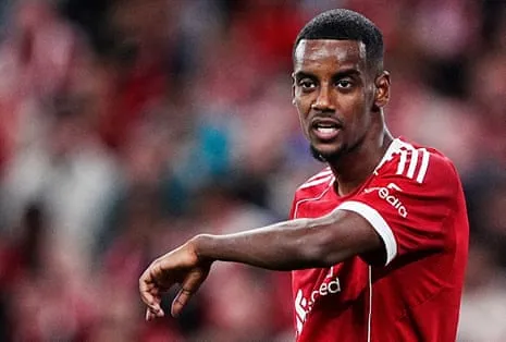 Alexander Isak's Debut Delivers Star Power Amid Evident Rust