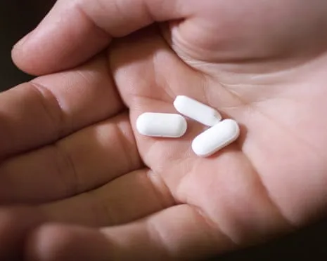 Low-Dose Aspirin Shows ‘Huge Effect’ in Reducing Bowel Cancer Relapse, Research Finds