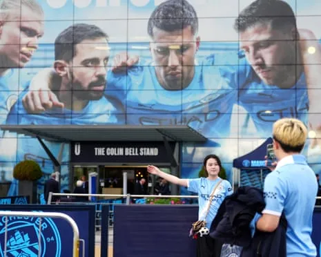 The Citizens Battle The Partenopei in Champions League Clash