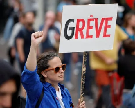 France Preparing for Major Strike Day During Worsening Political Crisis